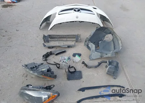 2016 Mercedes-Benz Cla 250 из США, поврежденный, VIN WDDSJ4EB9GN373550